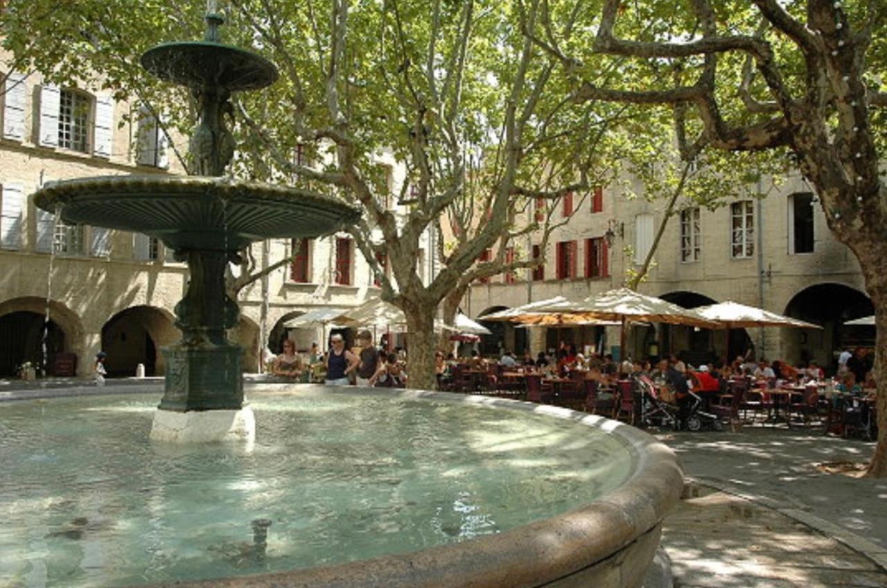 Chez Louis De Uzes Διαμέρισμα Εξωτερικό φωτογραφία